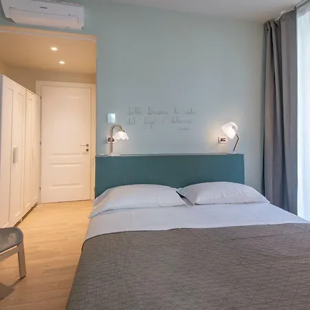 Casa Diverio Lägenhetshotell Stresa